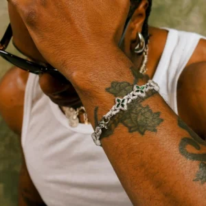 Classic Moissanite Luminous Clover Bracelet