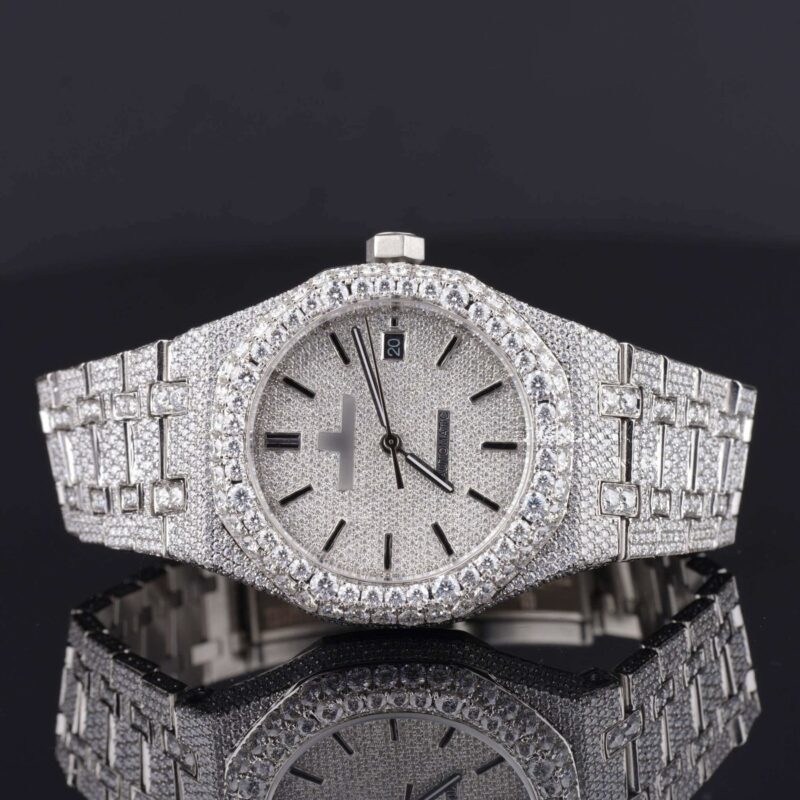 Awesome Automatic Sapphire Crystal Glass Moissanite Watch for Men